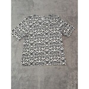Chico's Tribal Ikat Leopard Print Puma Cotton‎ Everyday Tee Size L Stretch